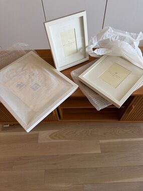 Brand New Pottery Barn White Wood Photo Frame Set